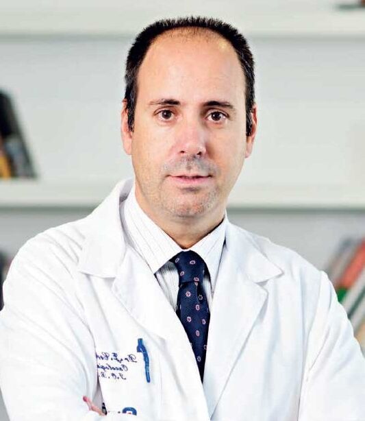 Doctor Traumatologist-orthopedist Ykharo Mathaus