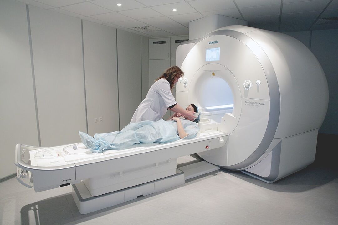 MRI diagnosis of thoracic osteochondrosis